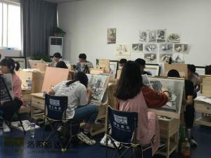 洛陽畫室之現代油畫創作