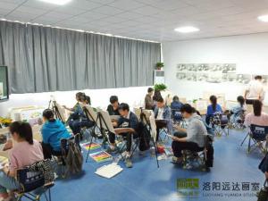 洛陽美術培訓學校教你色彩靜物構圖小技巧